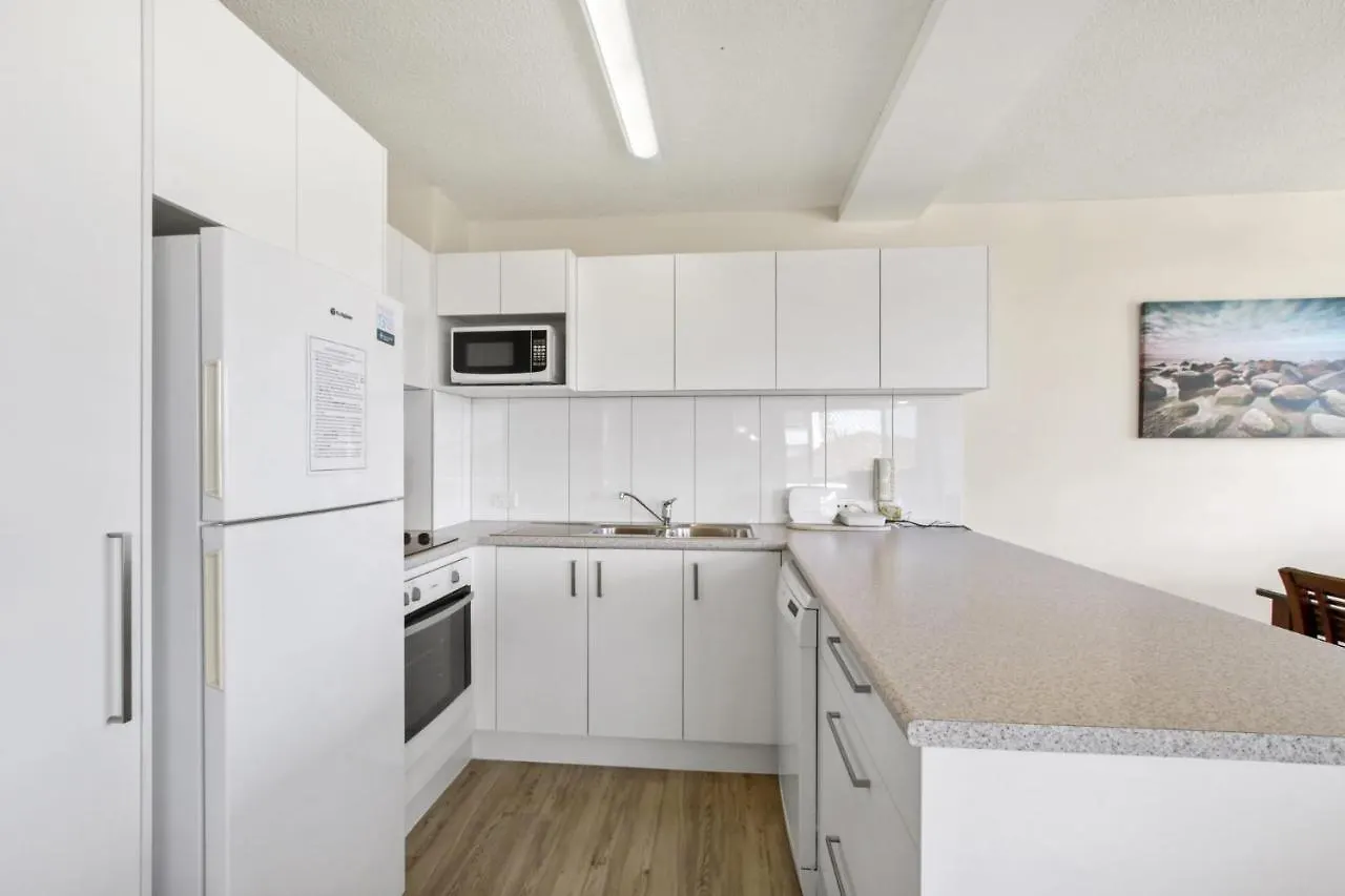 Cheltenham Apartments Unit 7 40 King Street Caloundra